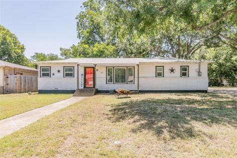 611 Graham Street Cleburne TX 76033