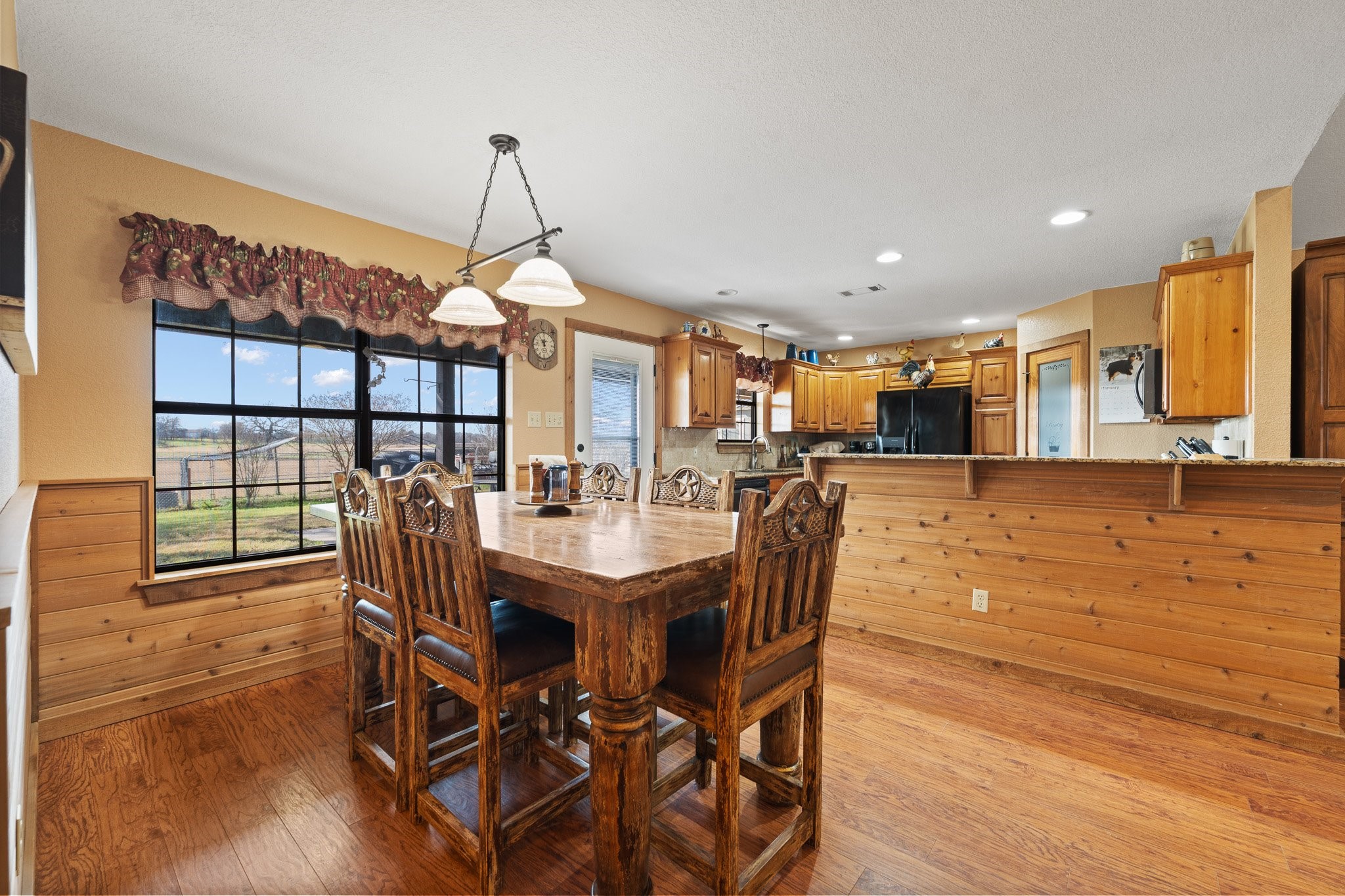 1366 Hcr 1414 Covington TX 76636