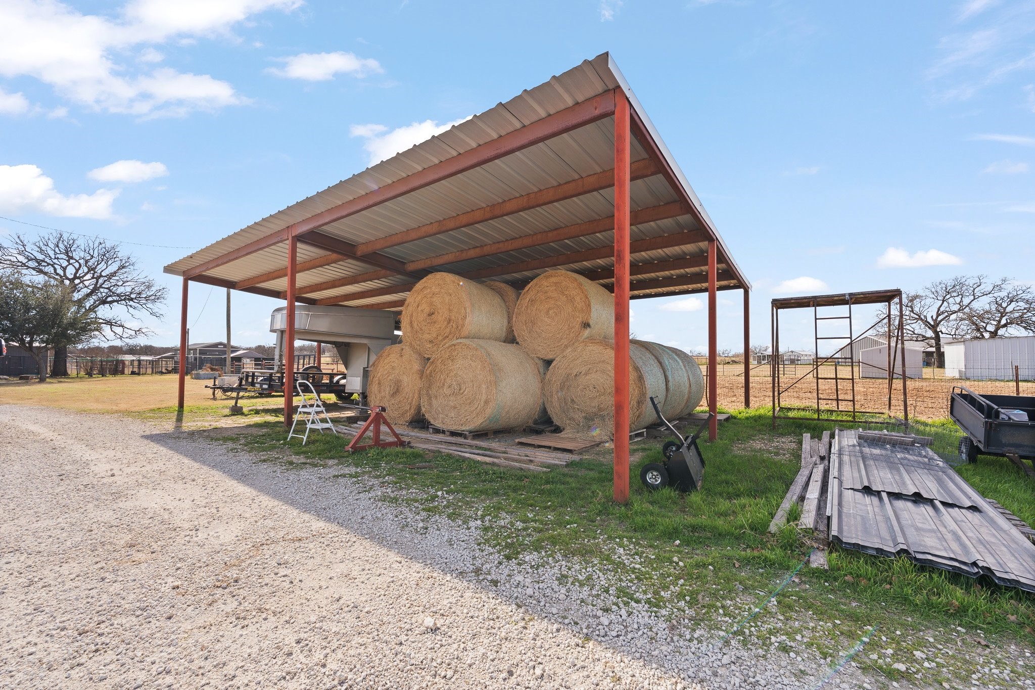 1366 Hcr 1414 Covington TX 76636
