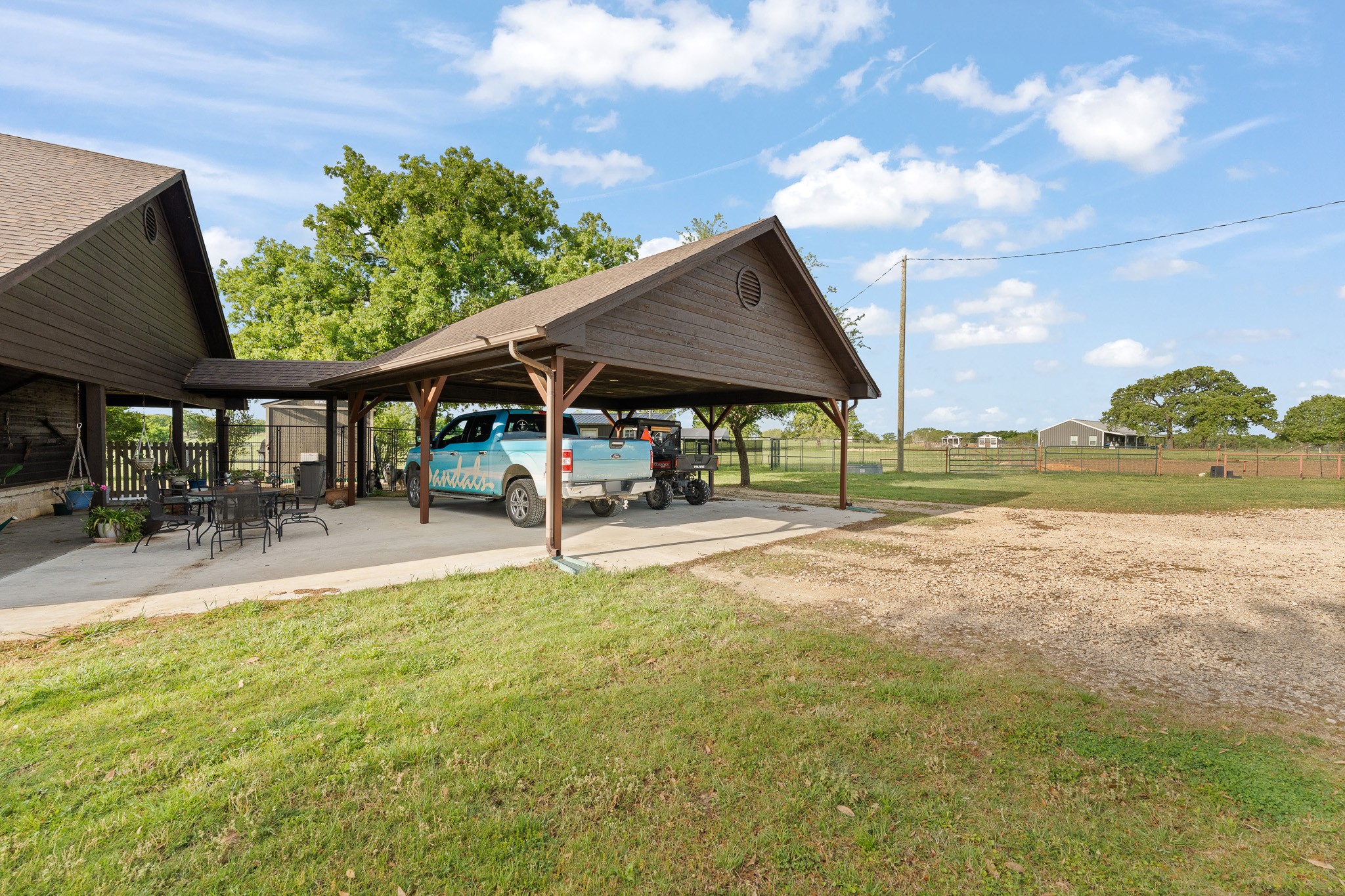 1366 Hcr 1414 Covington TX 76636