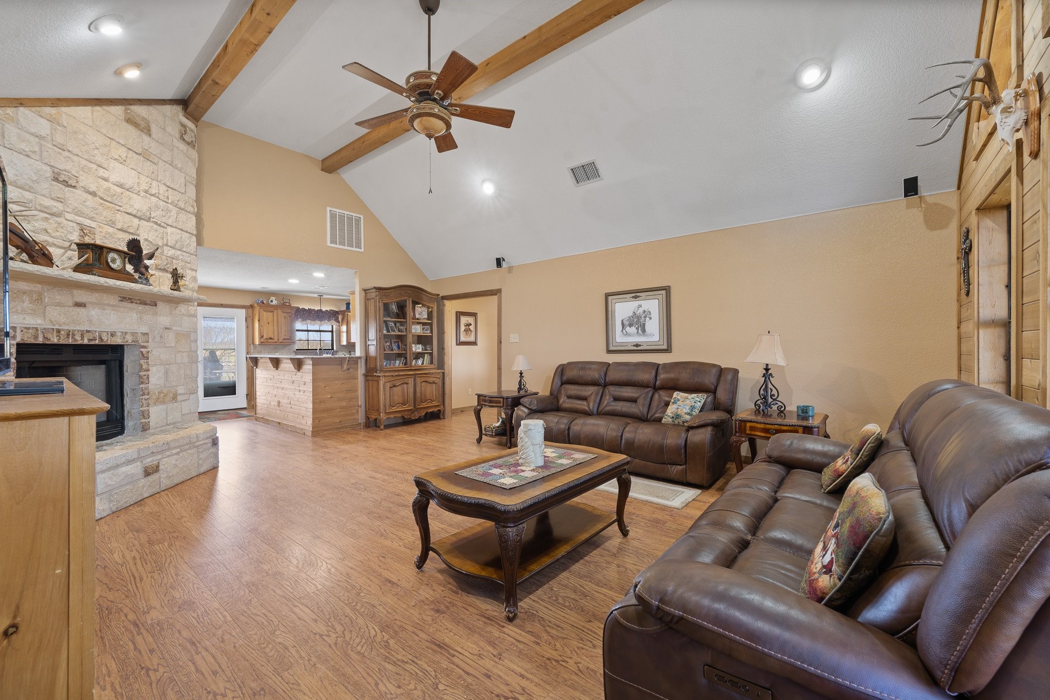 1366 Hcr 1414 Covington TX 76636