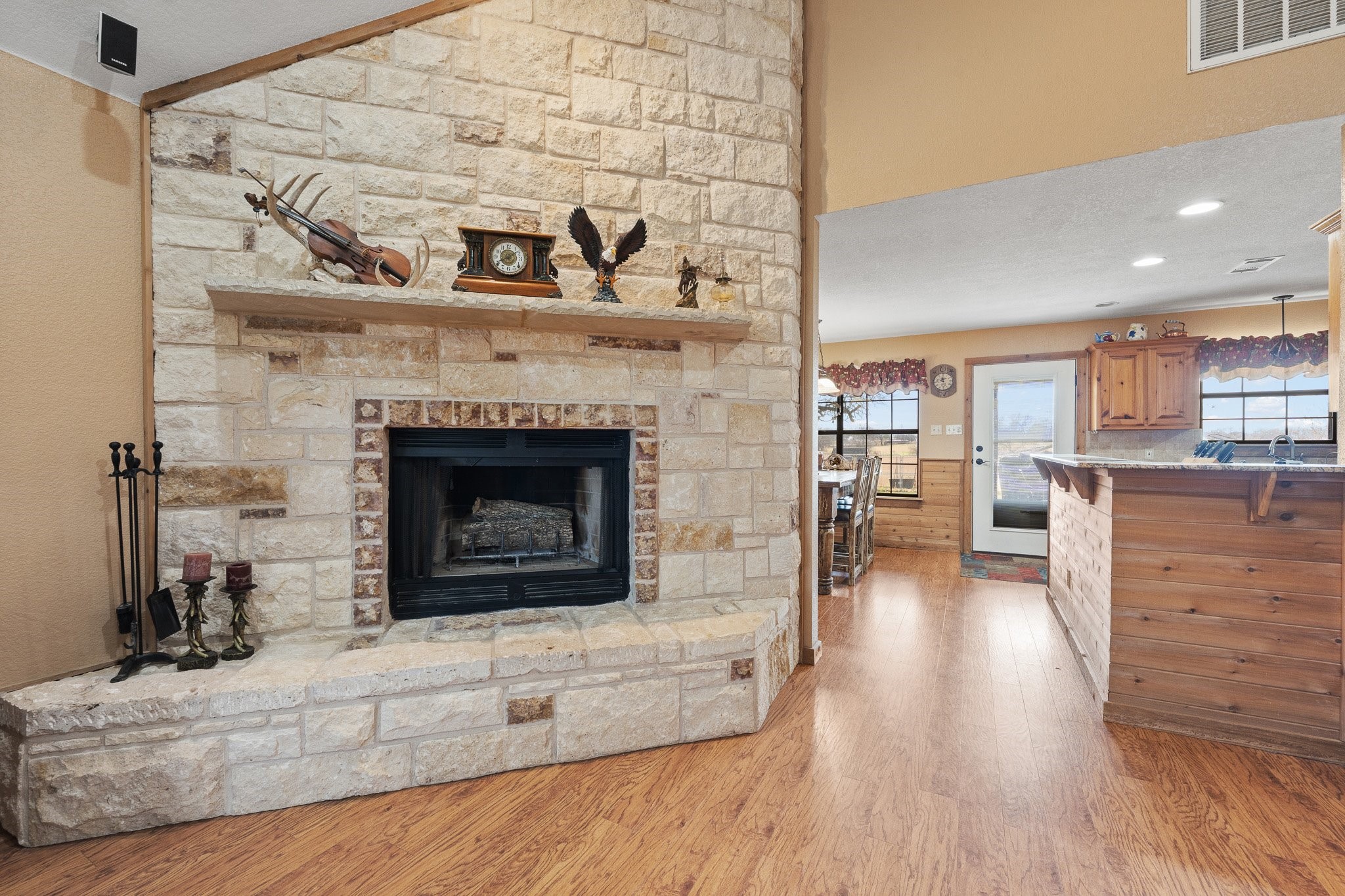 1366 Hcr 1414 Covington TX 76636