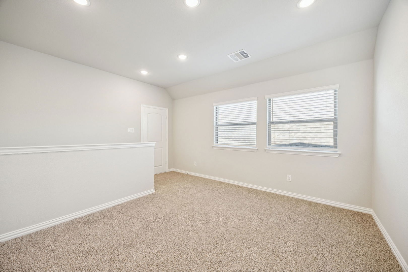 2109 Hazel Lily Mesquite TX 75181