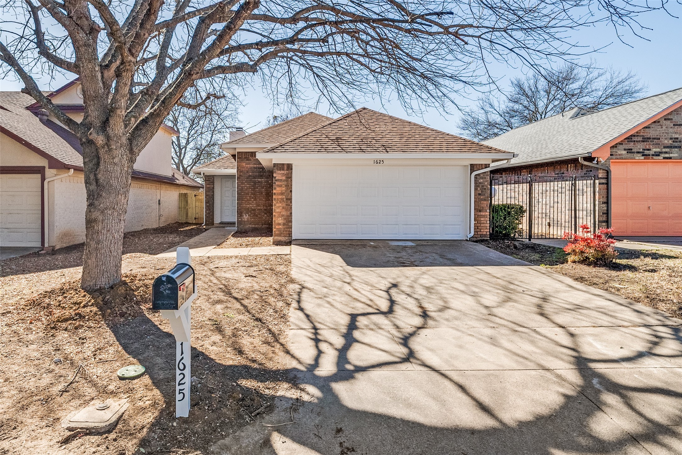 1625 Woodhall Way Fort Worth TX 76134