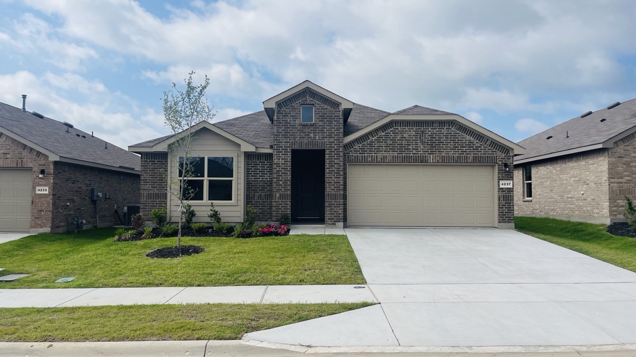 4237 Trickling Creek Lane Fort Worth TX 76036