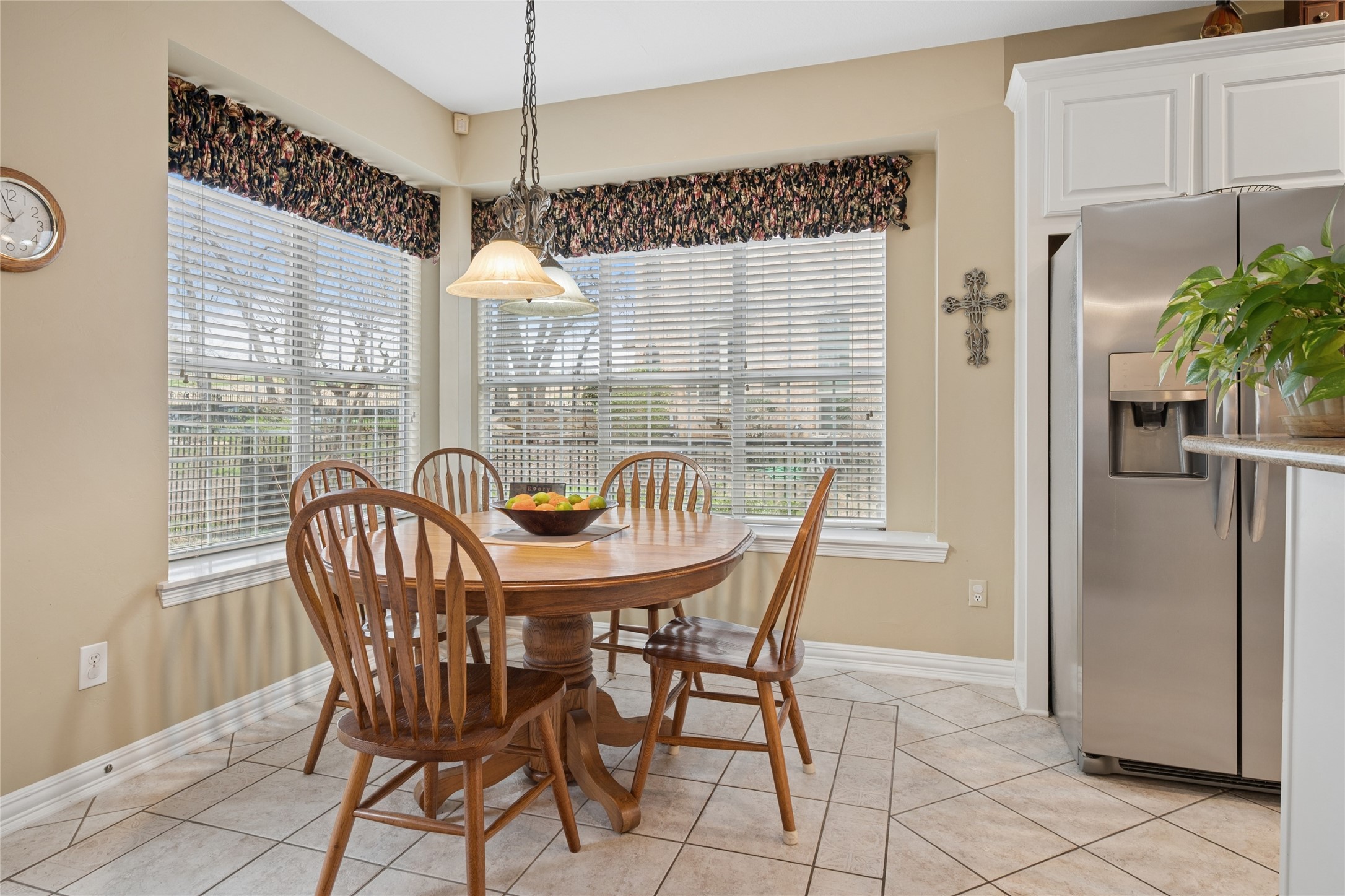 405 Royal Colonnade Arlington TX 76011