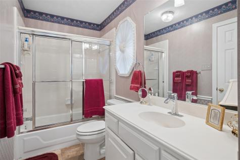 405 Royal Colonnade Arlington TX 76011