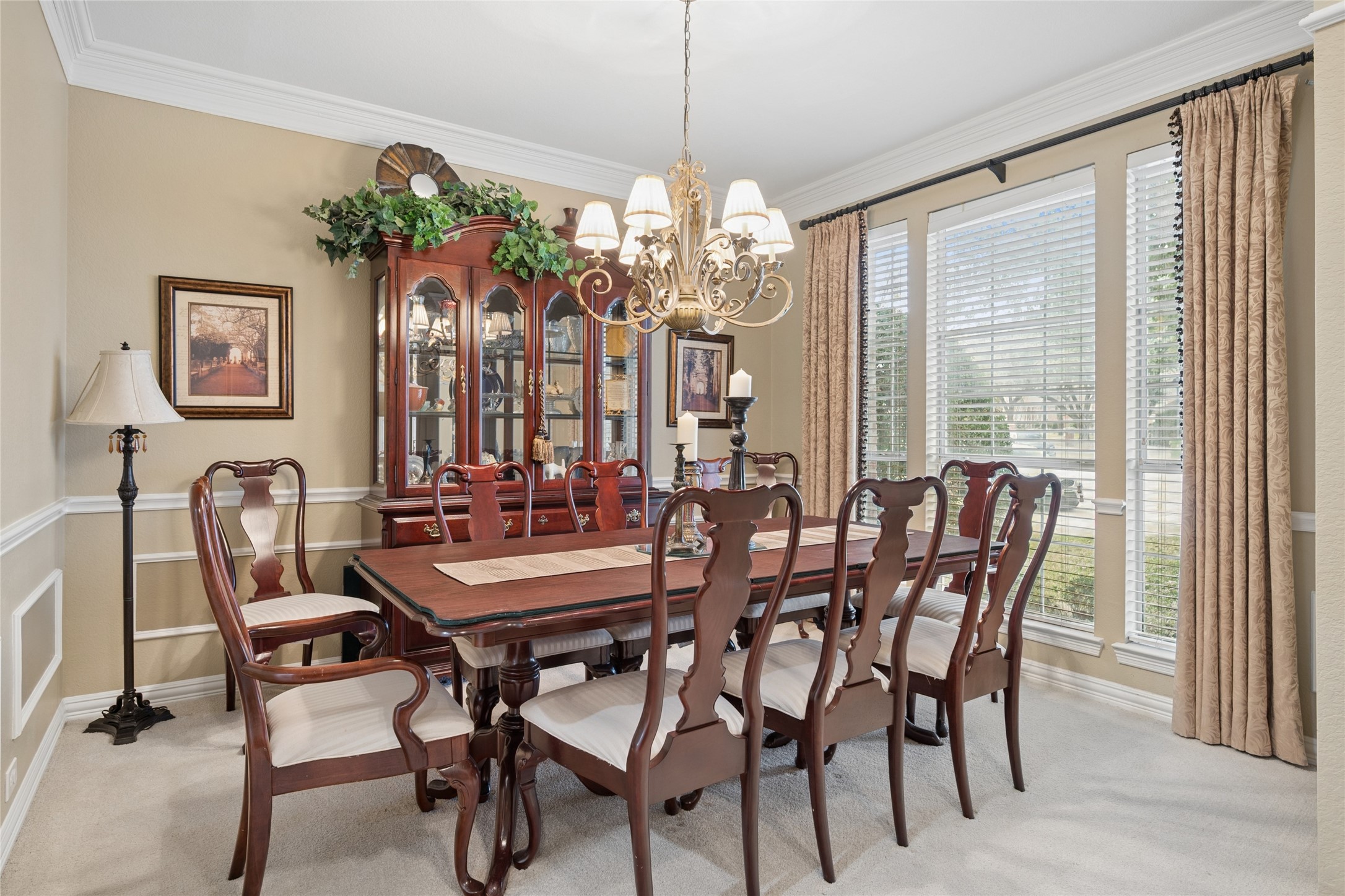 405 Royal Colonnade Arlington TX 76011