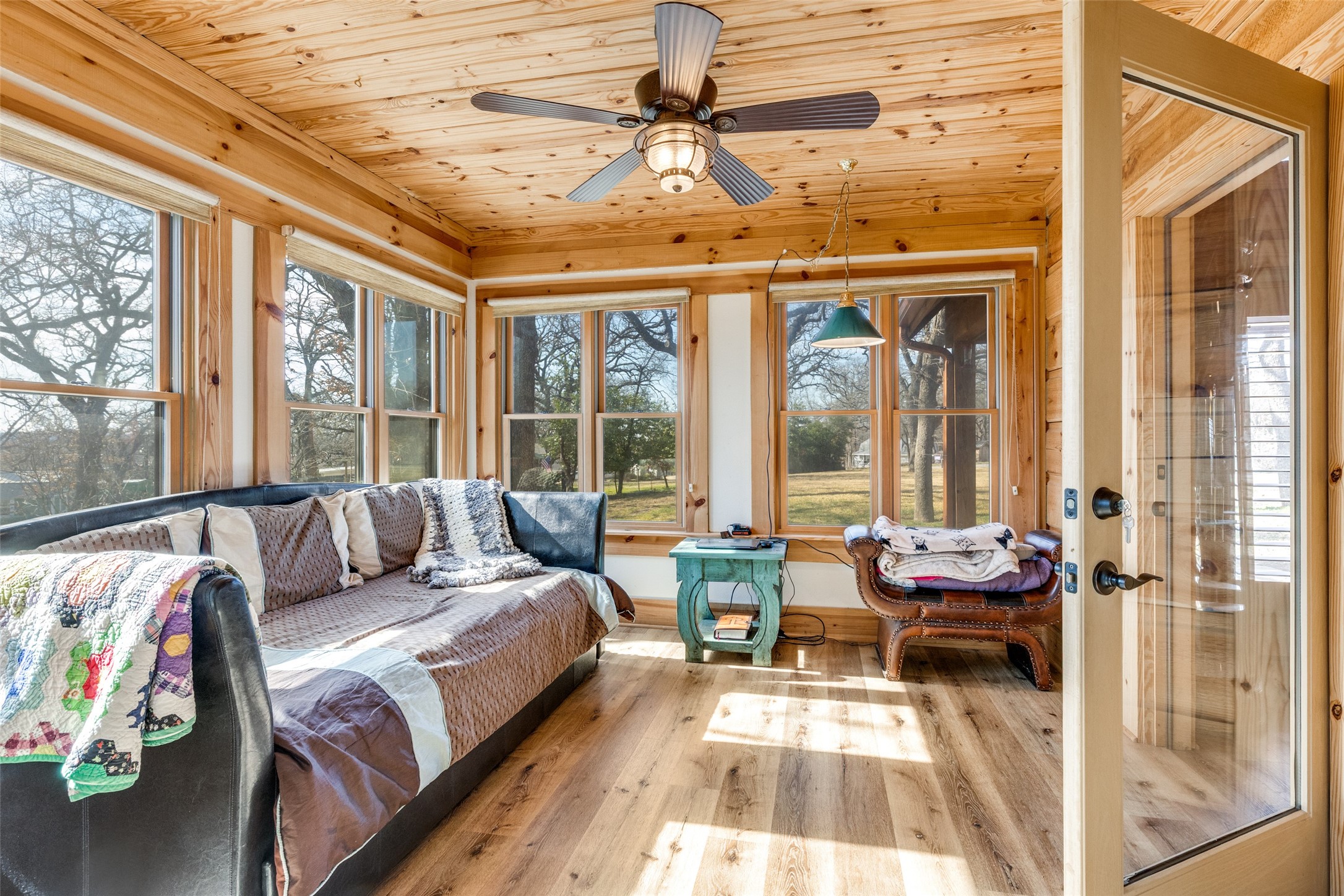 424 Inwood Road Azle TX 76020