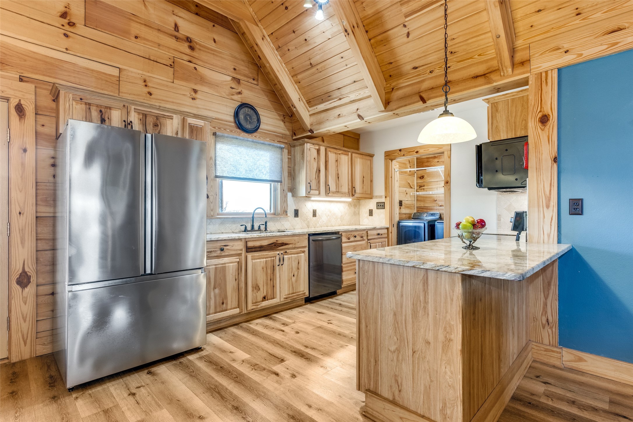 424 Inwood Road Azle TX 76020