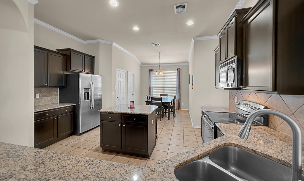 9801 Shallow Creek Drive Waco TX 76708