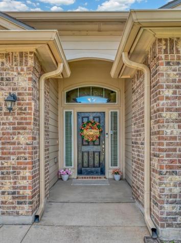 9801 Shallow Creek Drive Waco TX 76708