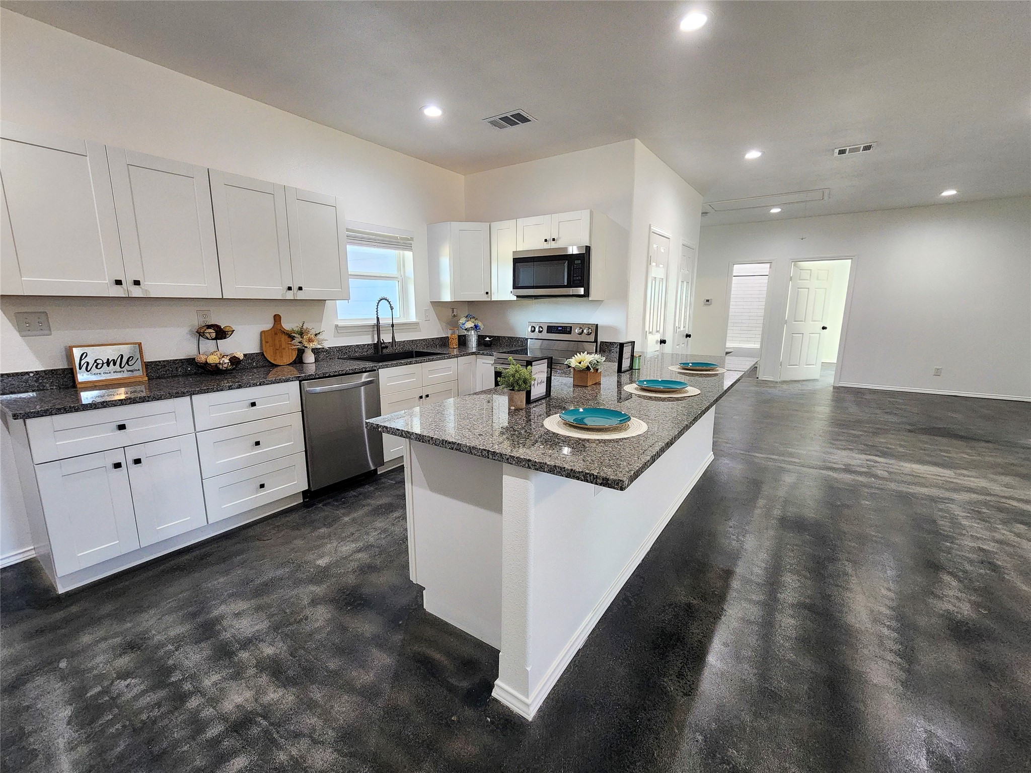 417 Katie Circle Kennedale TX 76060