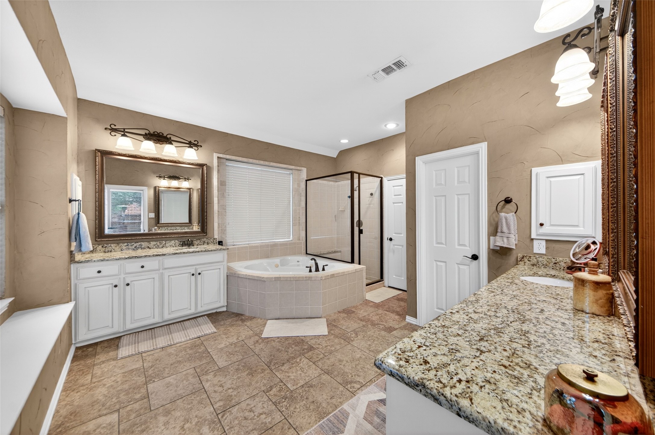 8000 Geranium Lane Fort Worth TX 76123