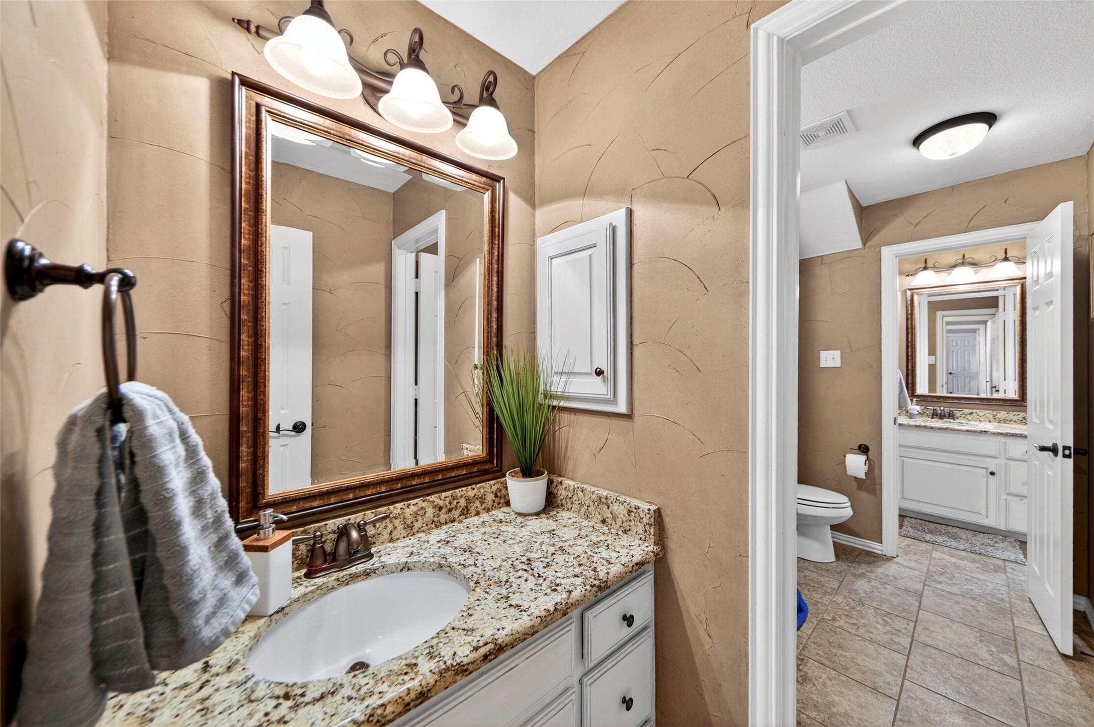 8000 Geranium Lane Fort Worth TX 76123