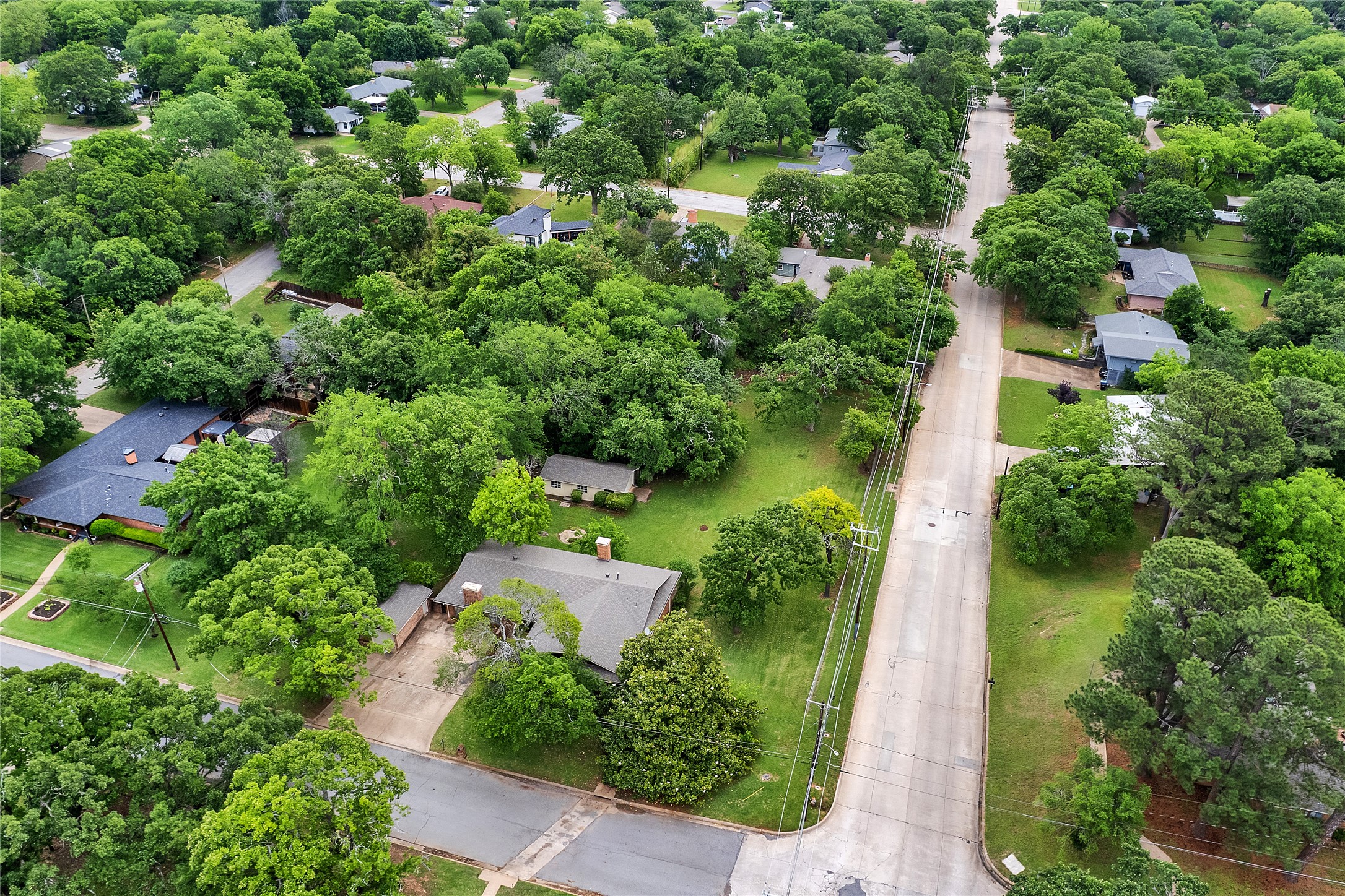 930 S Maurice Avenue Denison TX 75020