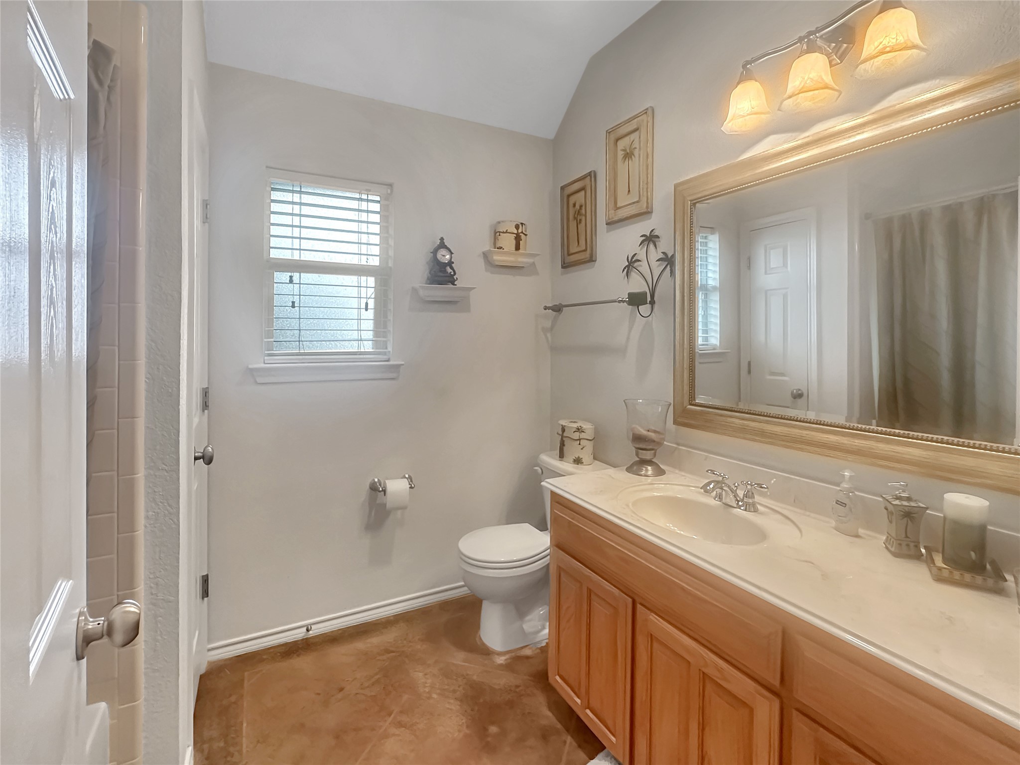 10717 Greenview Court Benbrook TX 76126