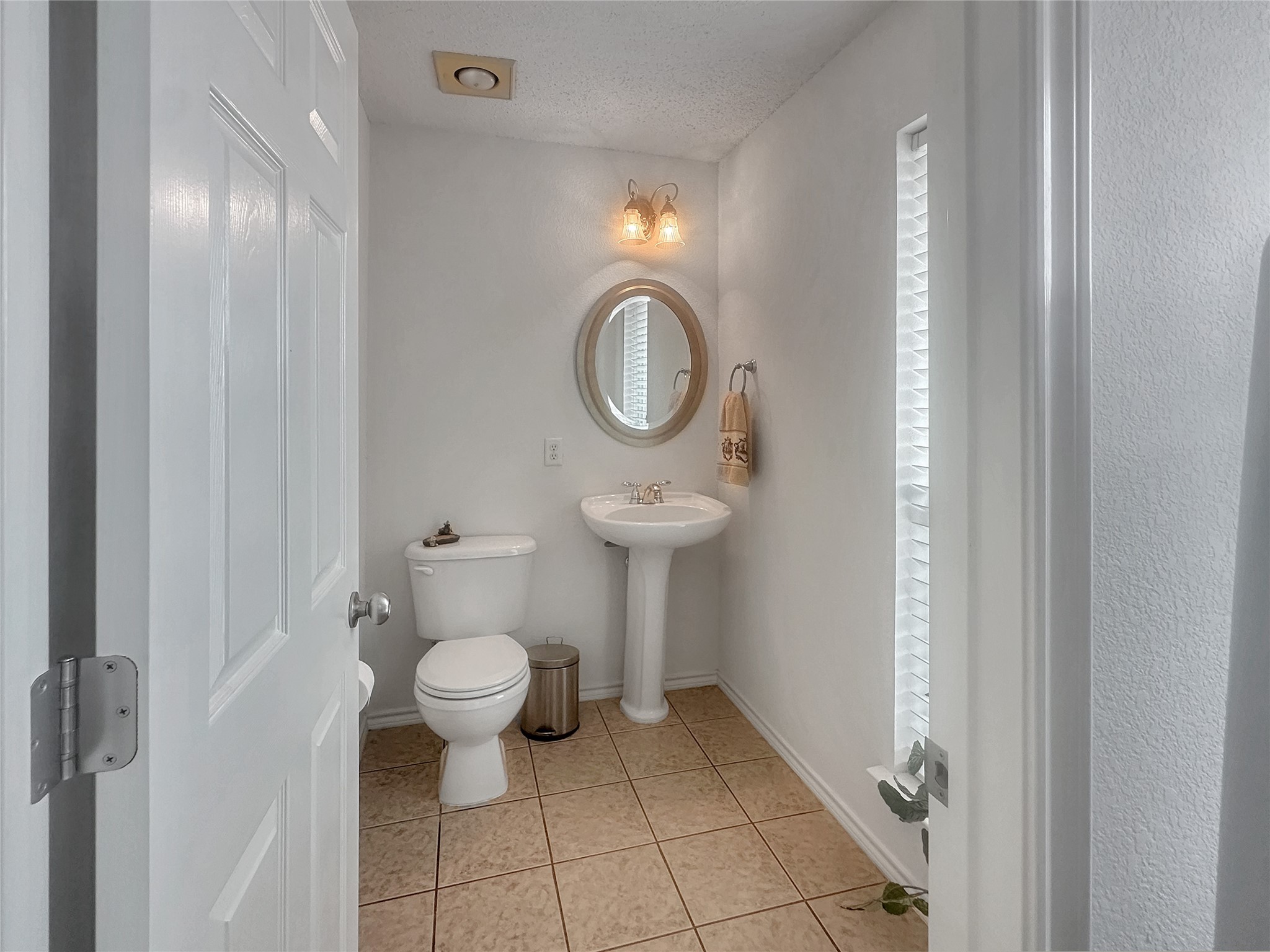 10717 Greenview Court Benbrook TX 76126