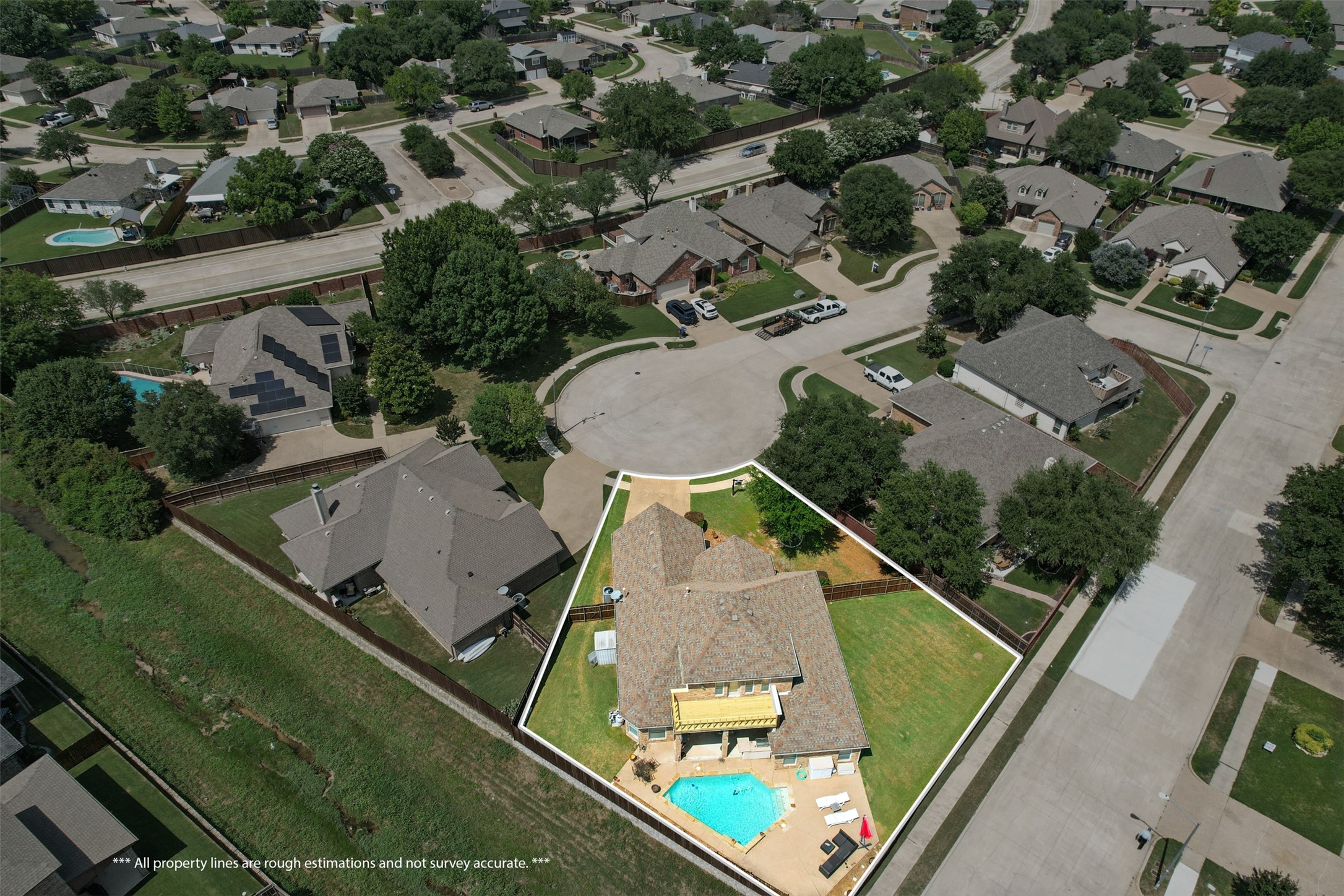 10717 Greenview Court Benbrook TX 76126