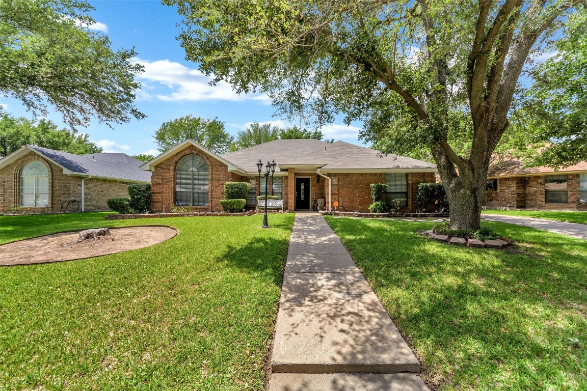 3645 Village Green Drive Grand Prairie TX 75052