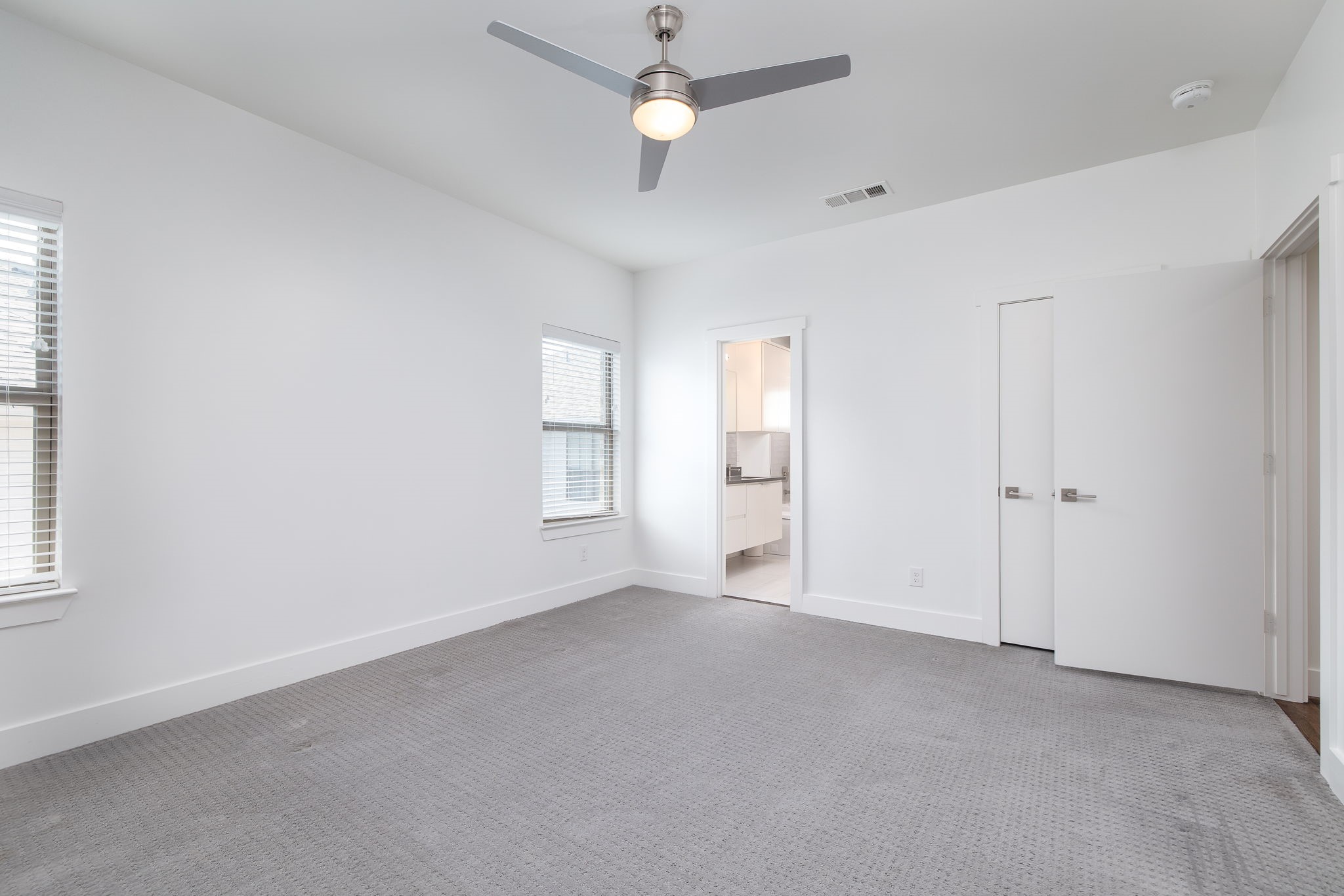 2415 Knight Street Dallas TX 75219