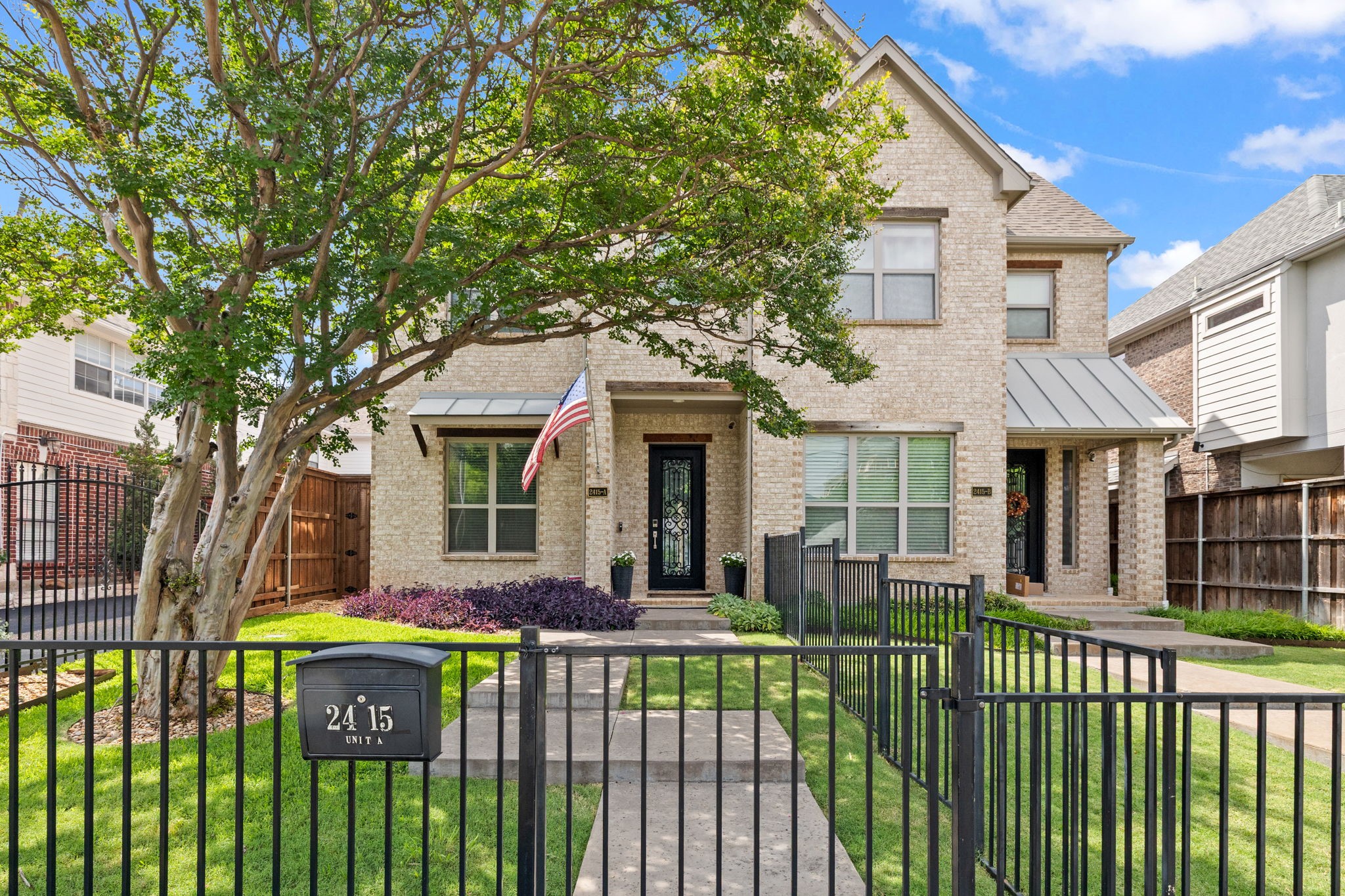 2415 Knight Street Dallas TX 75219