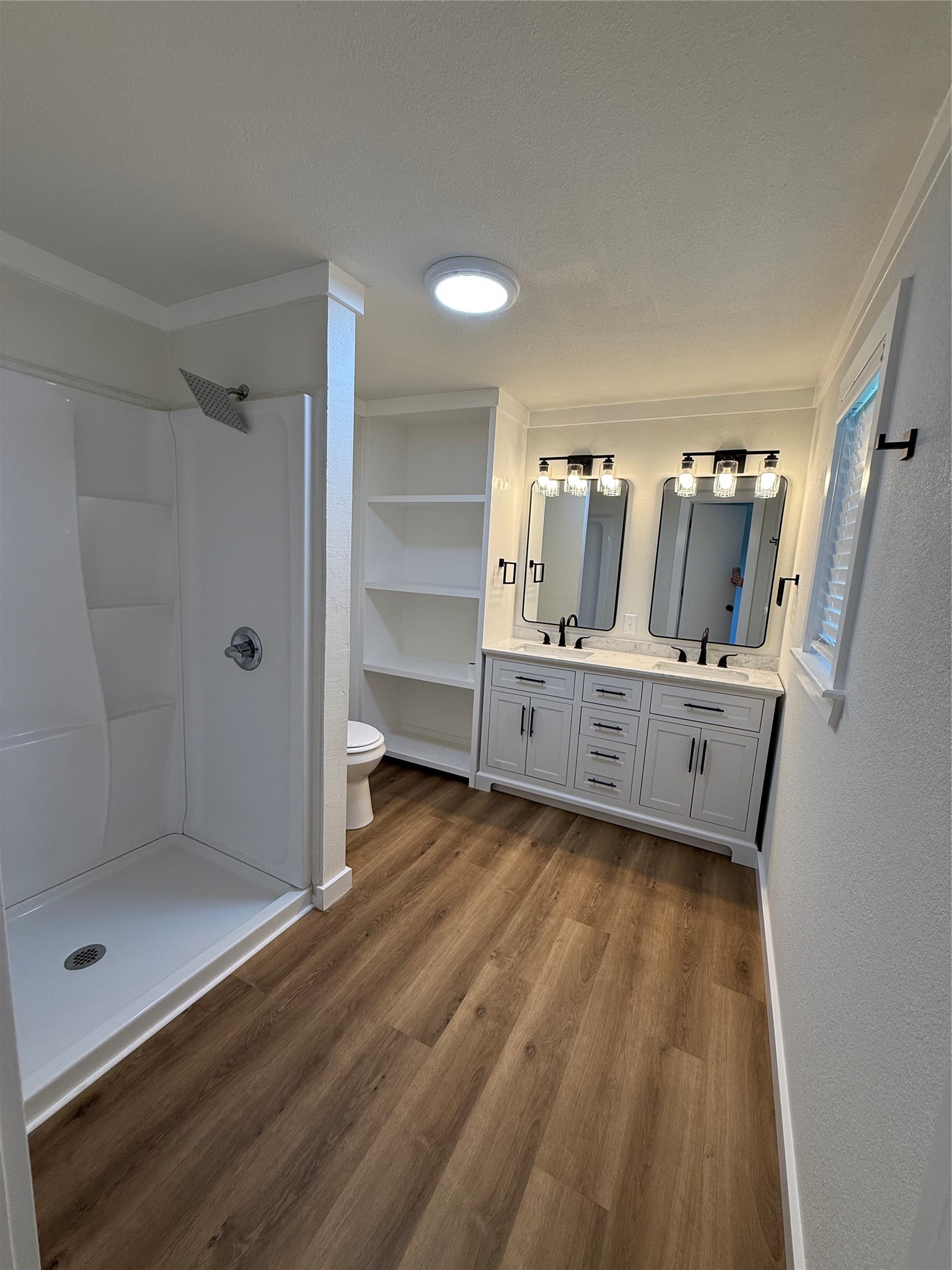 1016 W Cedar Street Coleman TX 76834
