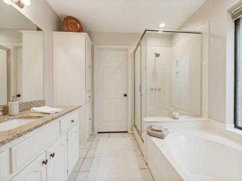 1925 Merrimac Trail Garland TX 75043