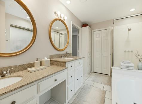 1925 Merrimac Trail Garland TX 75043