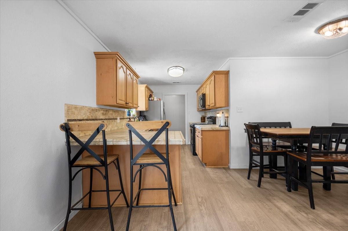 104 Royal Lane Edgewood TX 75117