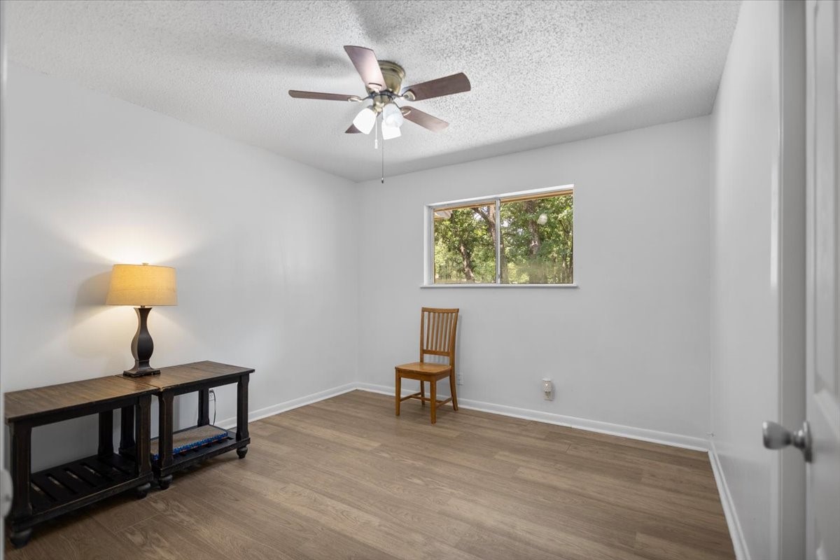 104 Royal Lane Edgewood TX 75117