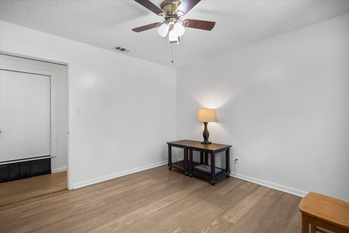 104 Royal Lane Edgewood TX 75117