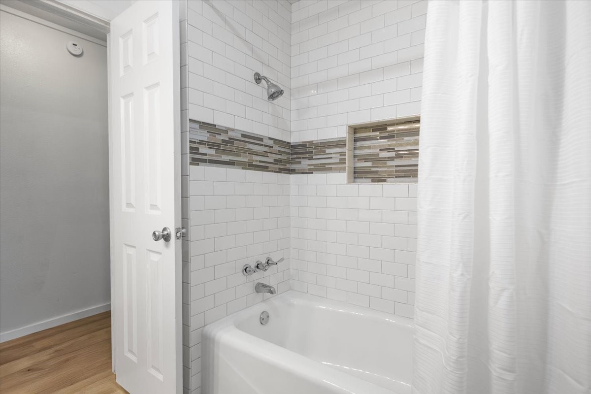 104 Royal Lane Edgewood TX 75117