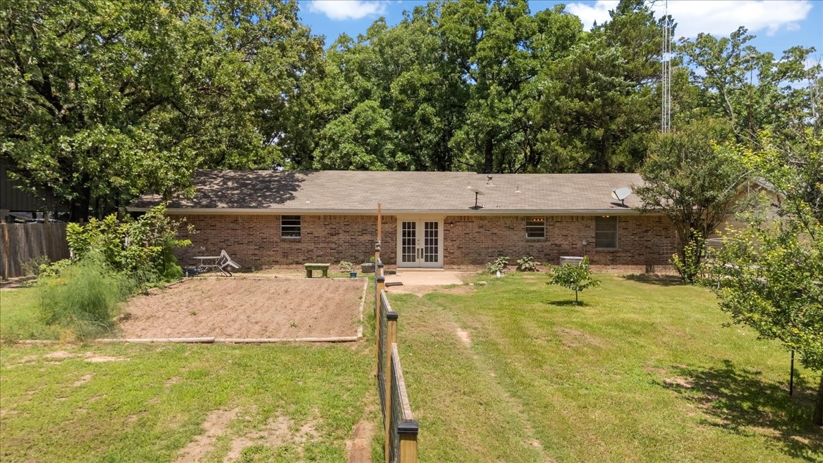 104 Royal Lane Edgewood TX 75117