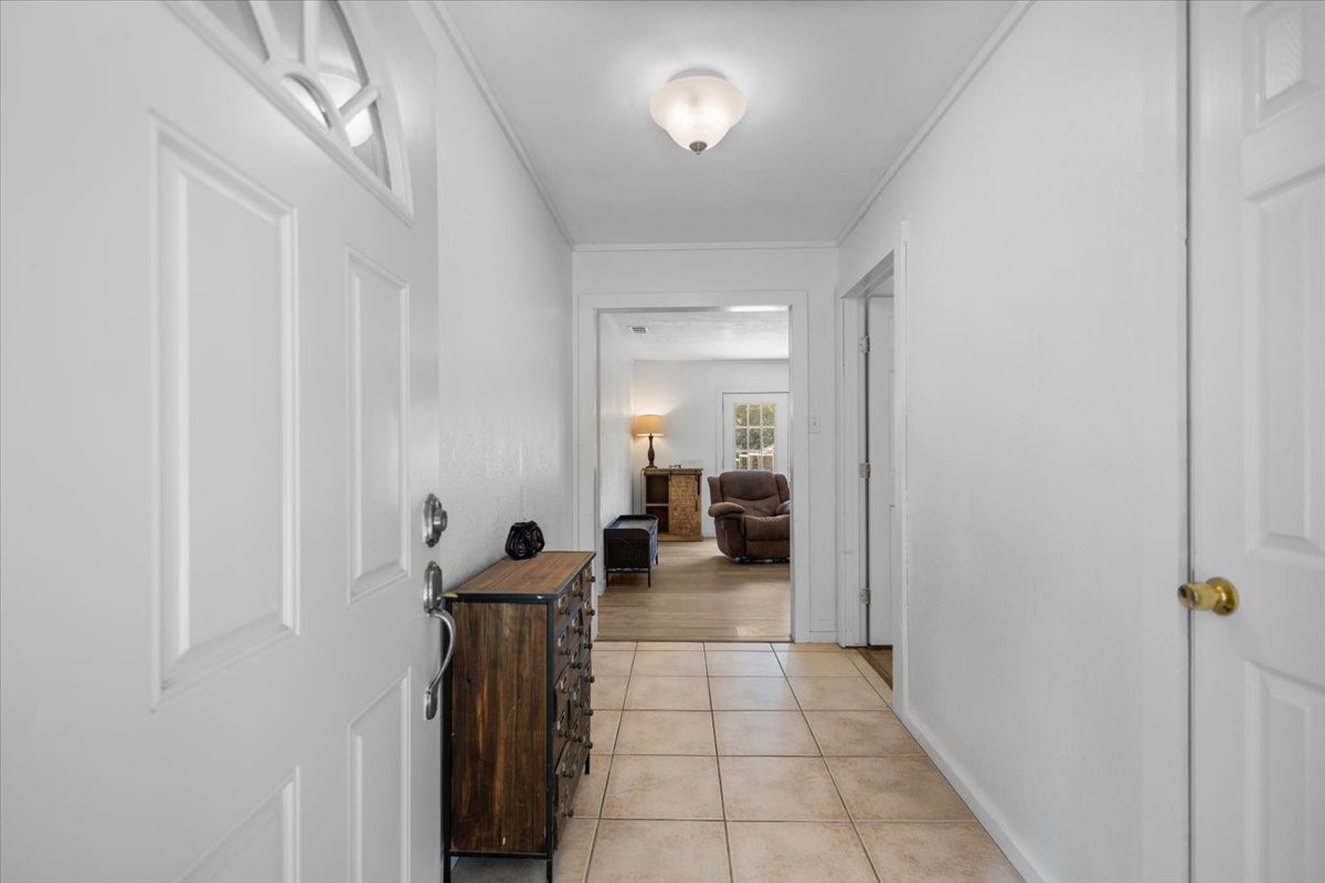 104 Royal Lane Edgewood TX 75117
