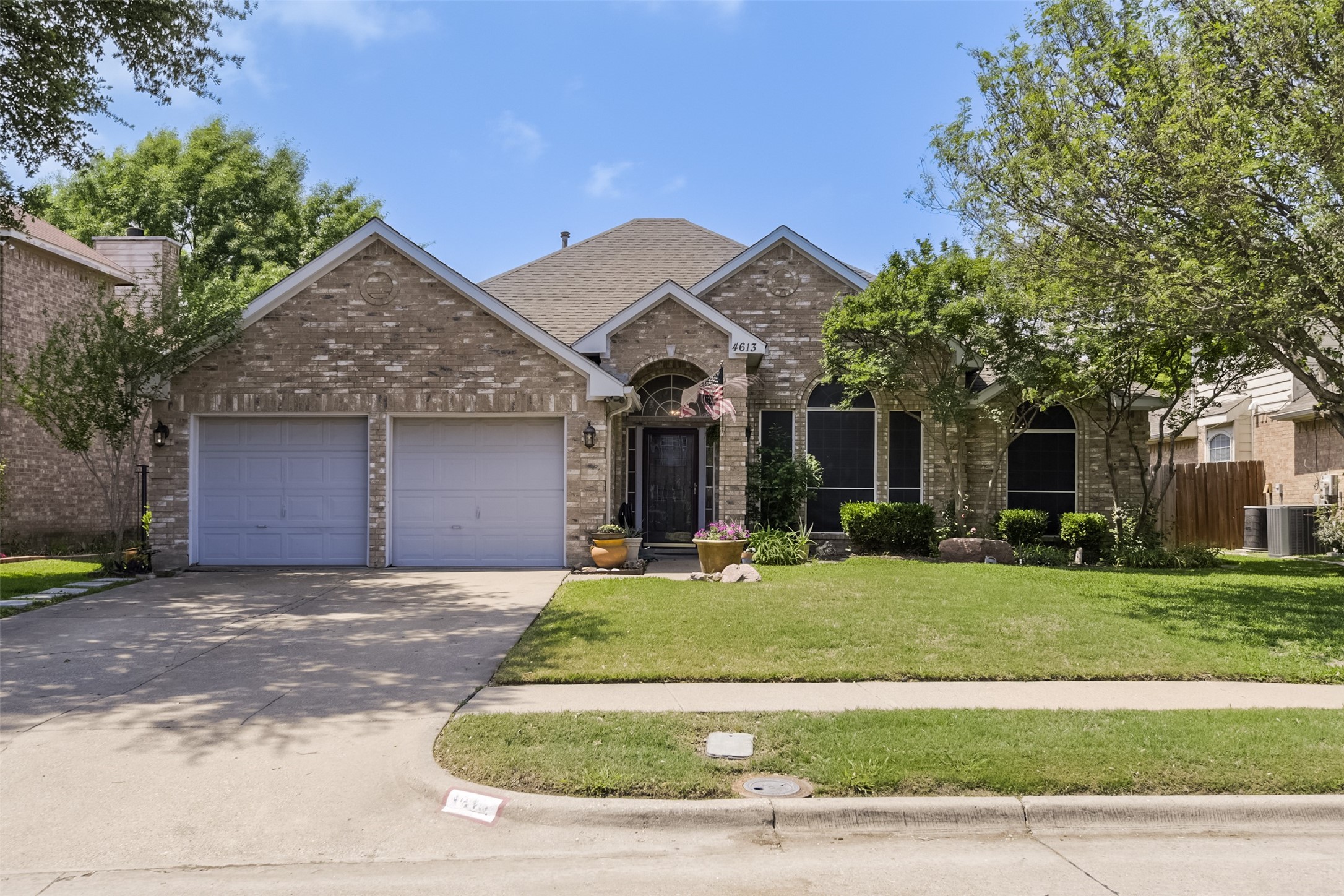 4613 Devonshire Drive Grand Prairie TX 75052