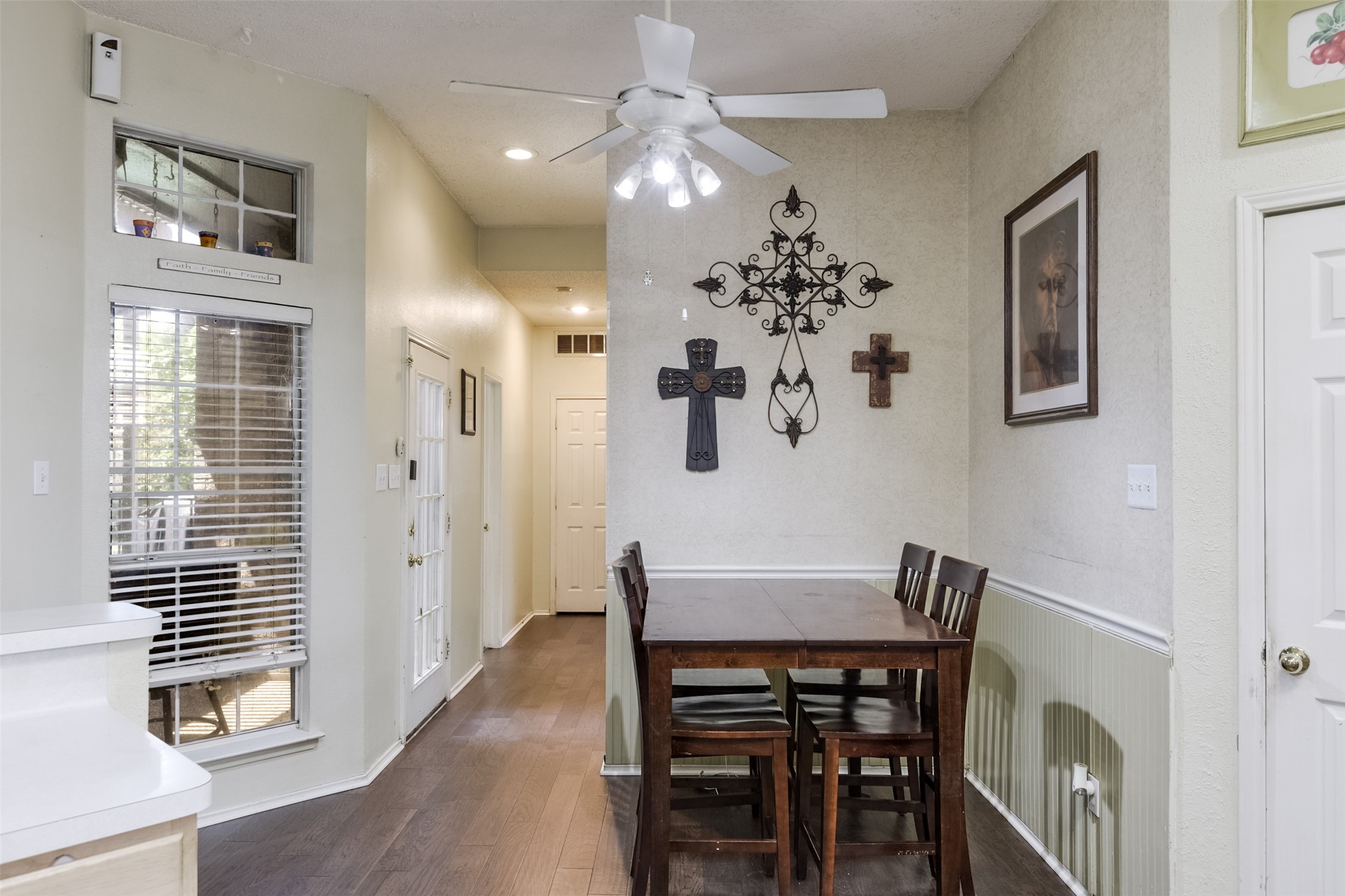 4613 Devonshire Drive Grand Prairie TX 75052