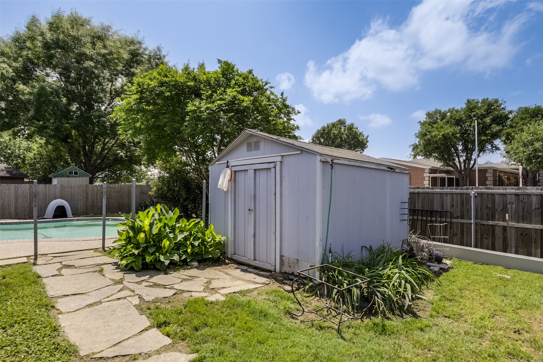 4613 Devonshire Drive Grand Prairie TX 75052