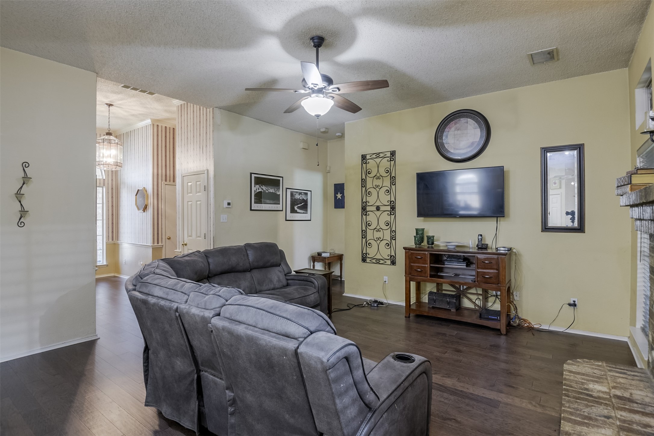 4613 Devonshire Drive Grand Prairie TX 75052