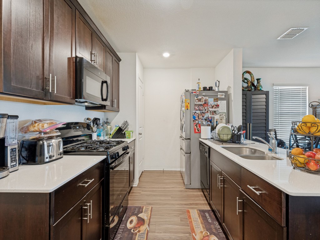 409 Falling Star Drive Fort Worth TX 76052