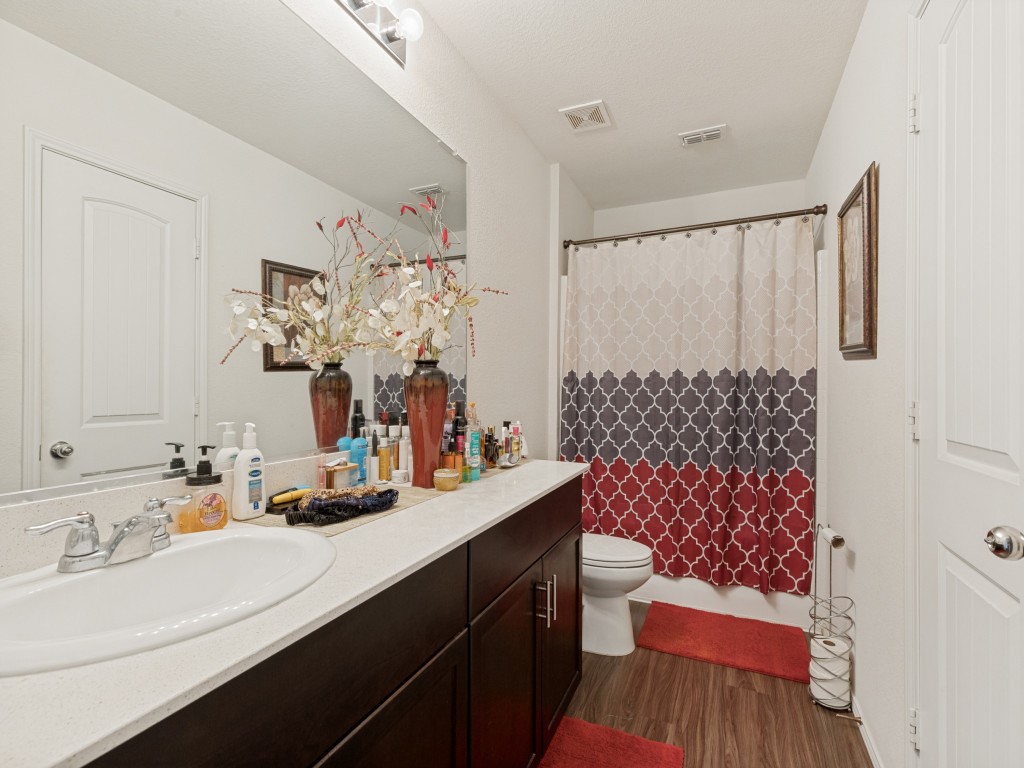 409 Falling Star Drive Fort Worth TX 76052