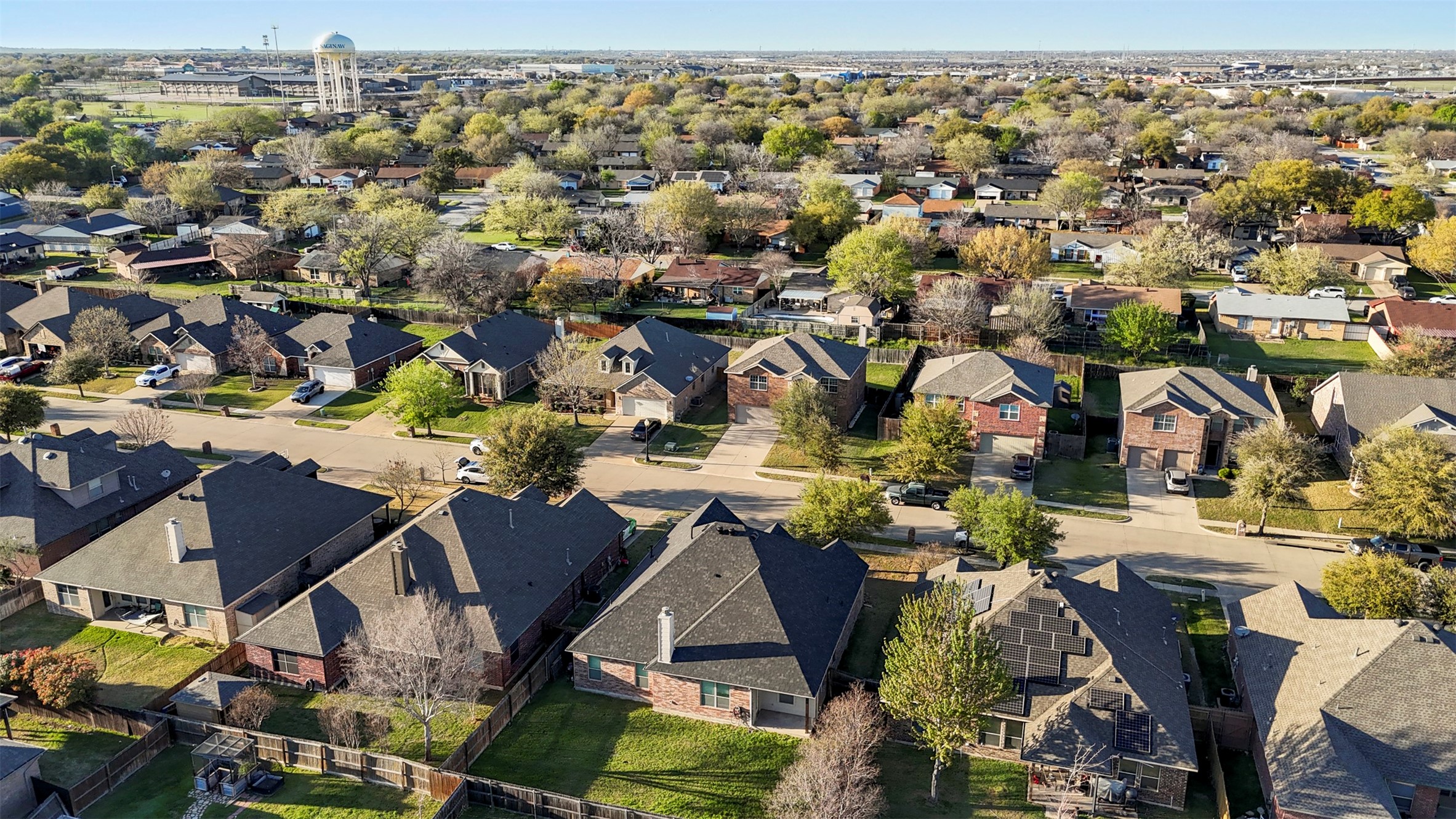 565 Griffith Drive Saginaw TX 76179