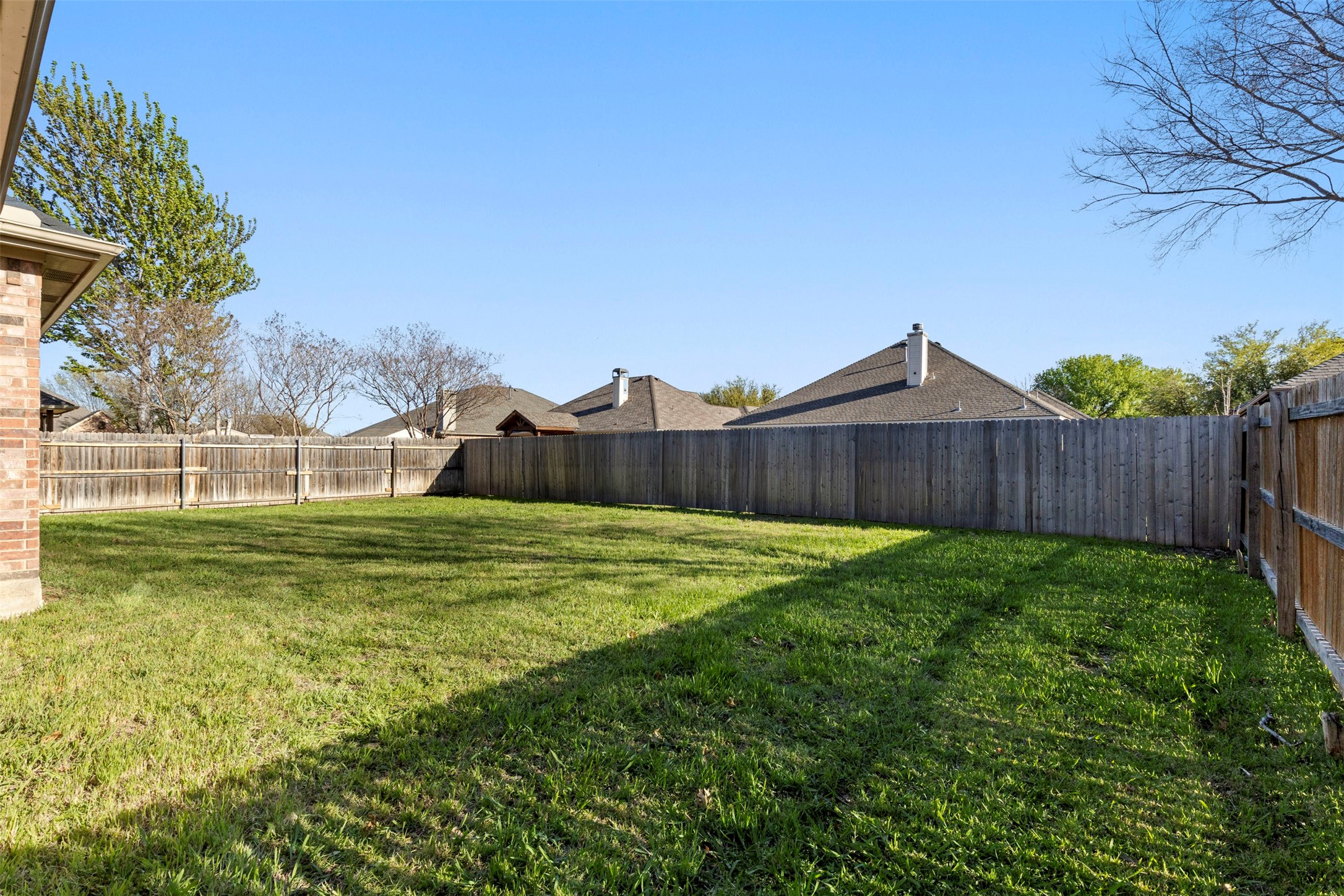 565 Griffith Drive Saginaw TX 76179