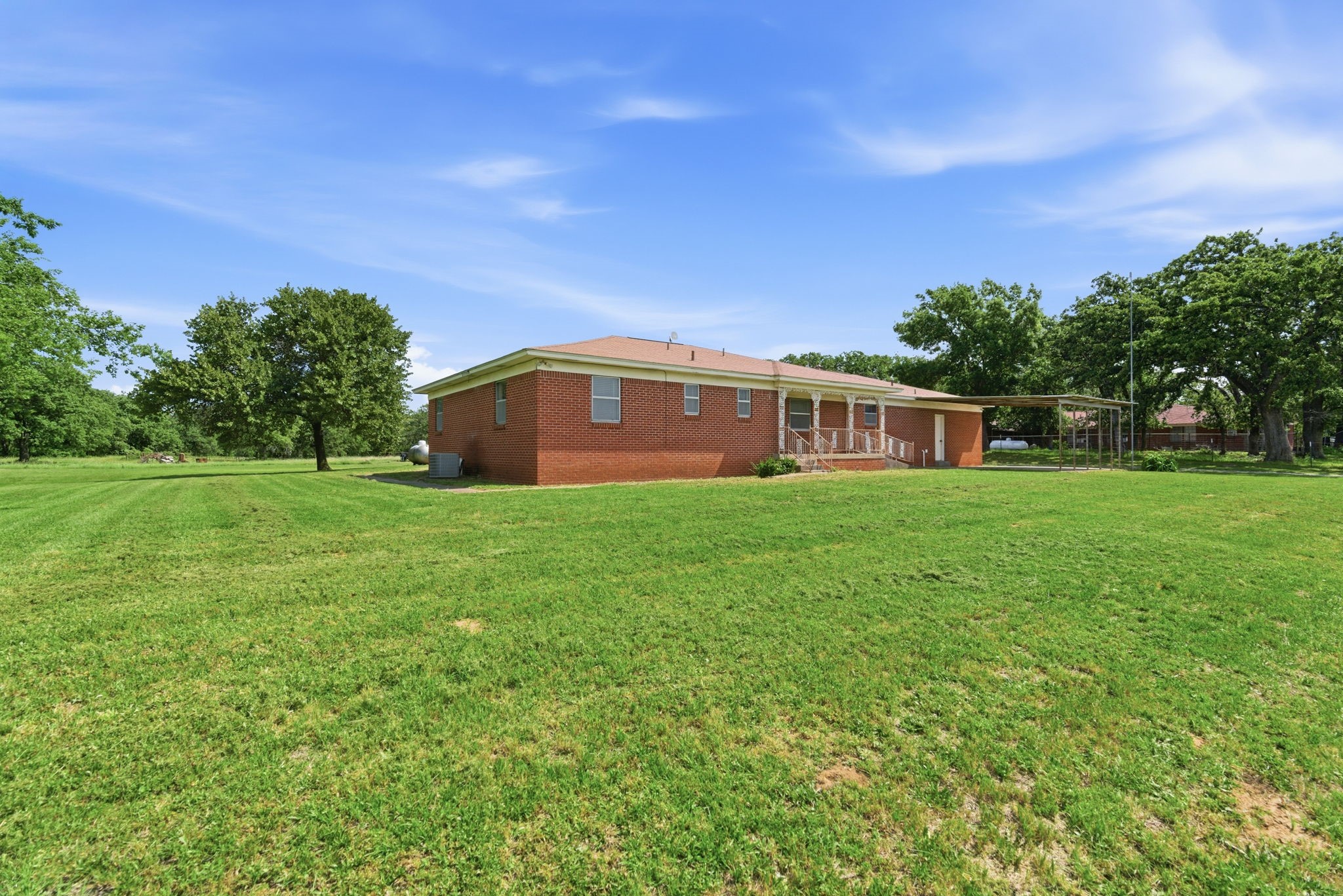 3523 E Highway 199 Springtown TX 76082