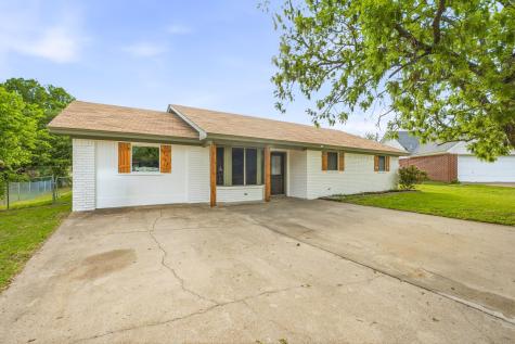 115 Doublehorn Street Stephenville TX 76401