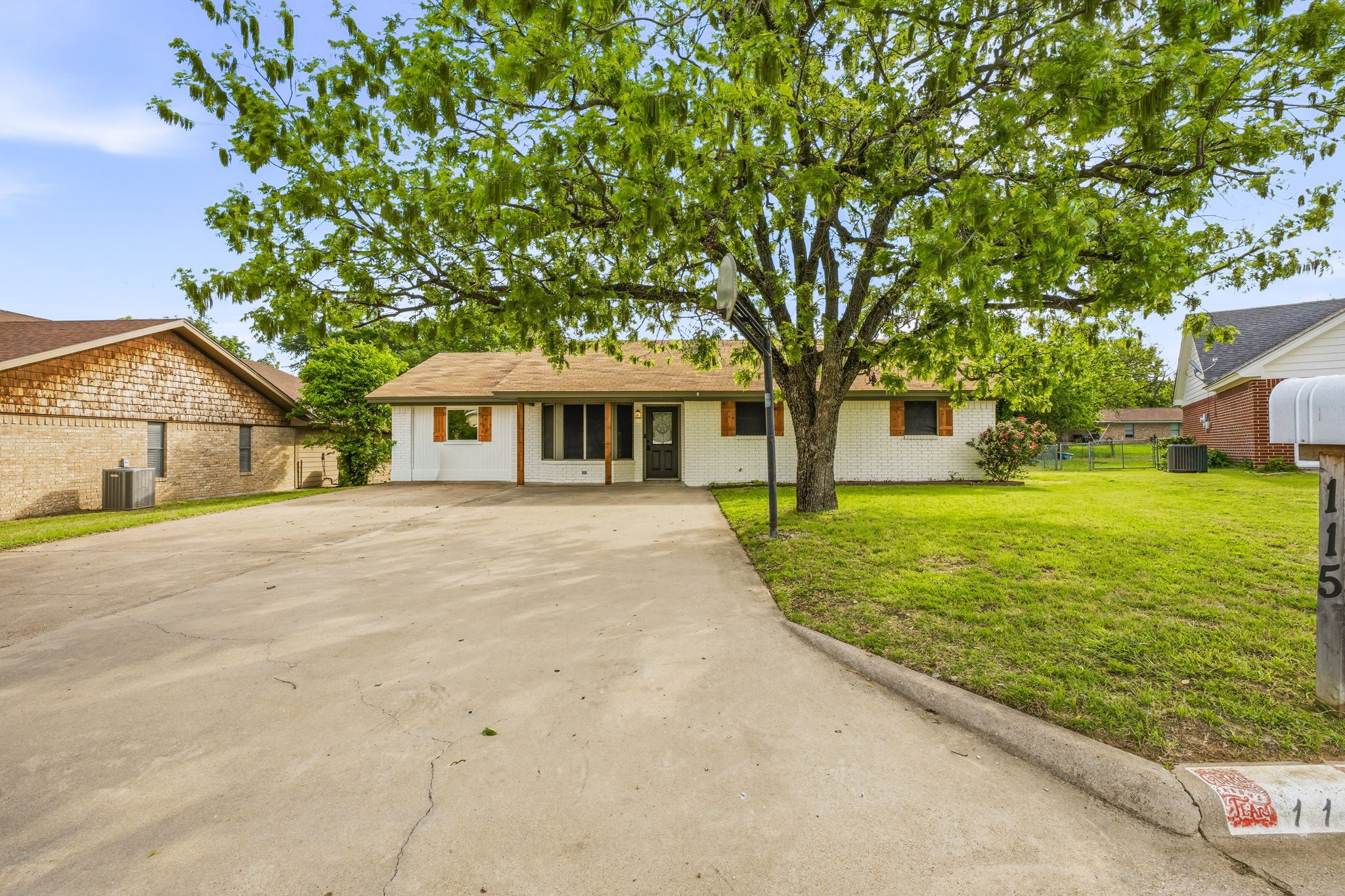 115 Doublehorn Street Stephenville TX 76401