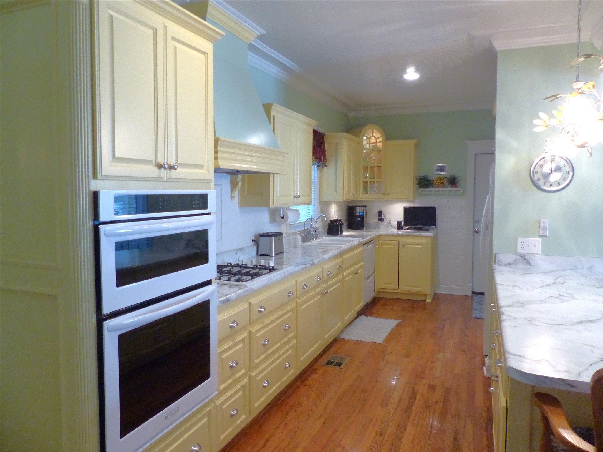 1408 S China Brady TX 76825