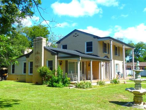 1408 S China Brady TX 76825