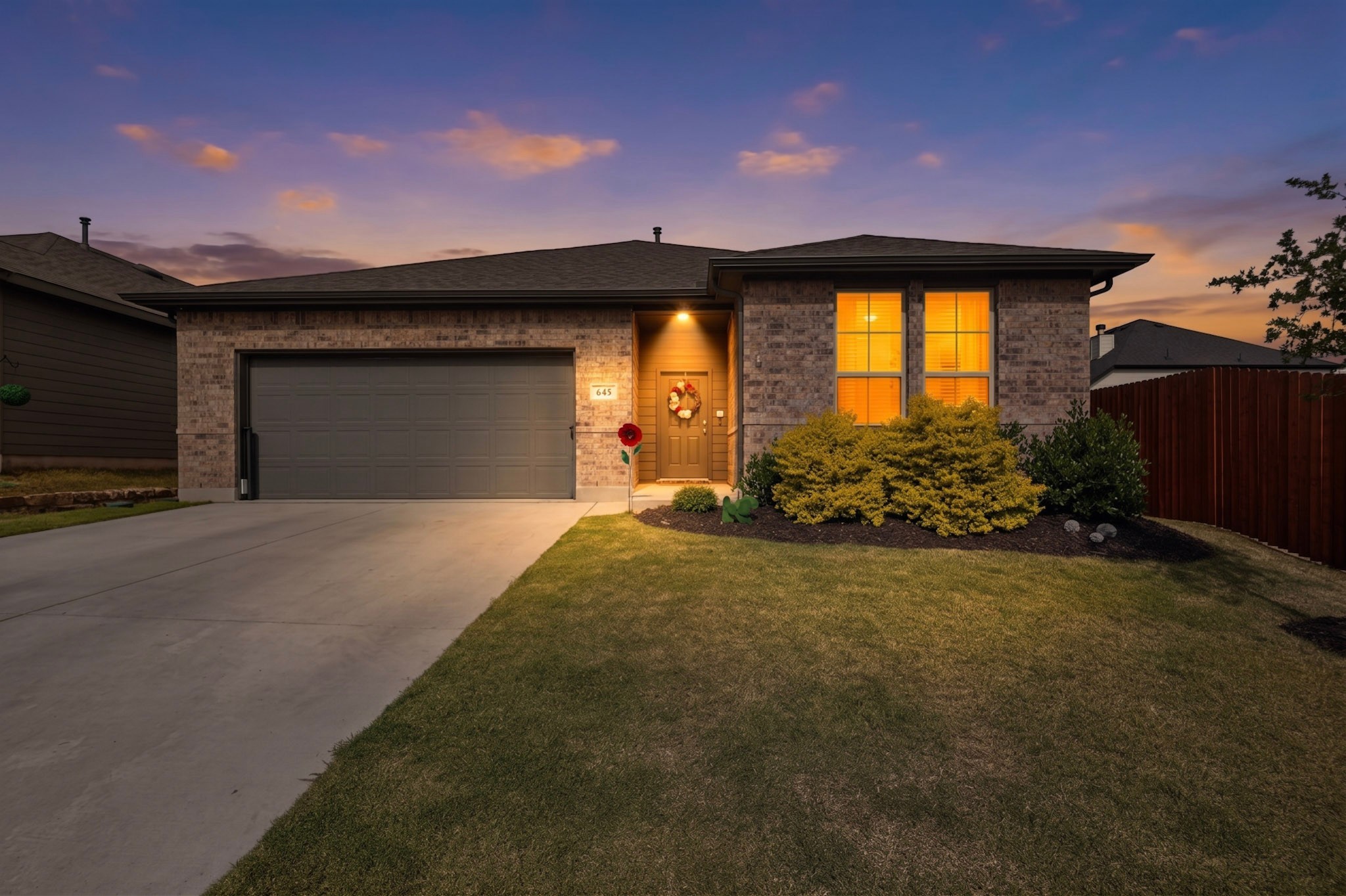645 Pawprint Hollow Godley TX 76044