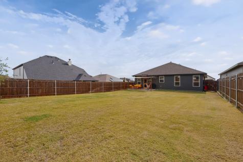 645 Pawprint Hollow Godley TX 76044